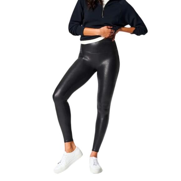 SPANX Faux Leather Leggings in Very Black Women's Size Small Stretch Compression - Picture 1 of 8
